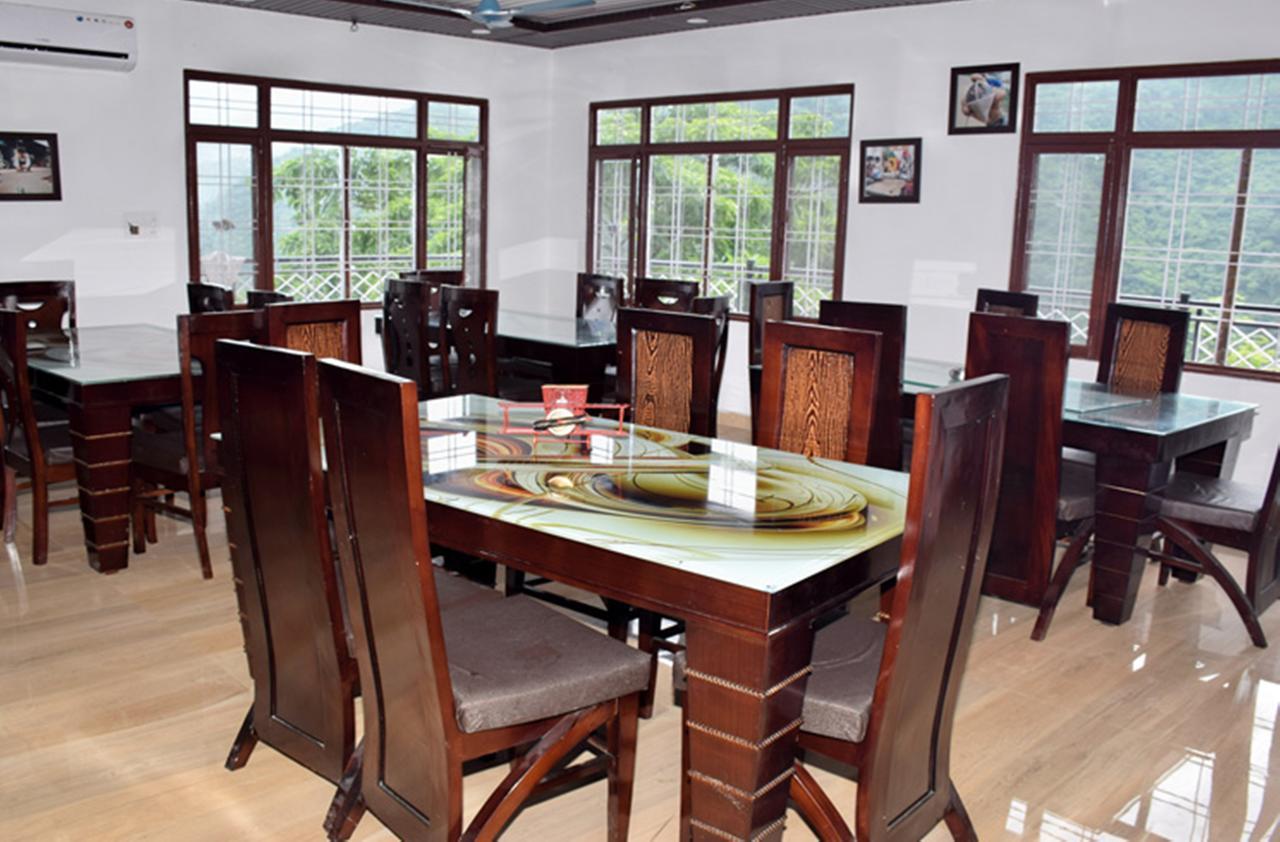 V Resorts Brv Resort Mussoorie Buitenkant foto