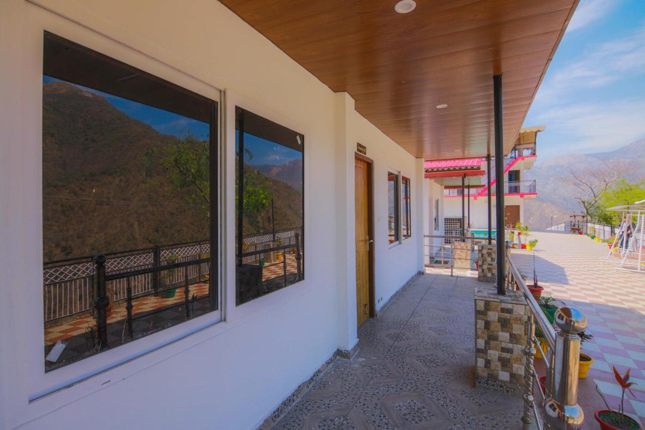 V Resorts Brv Resort Mussoorie Buitenkant foto